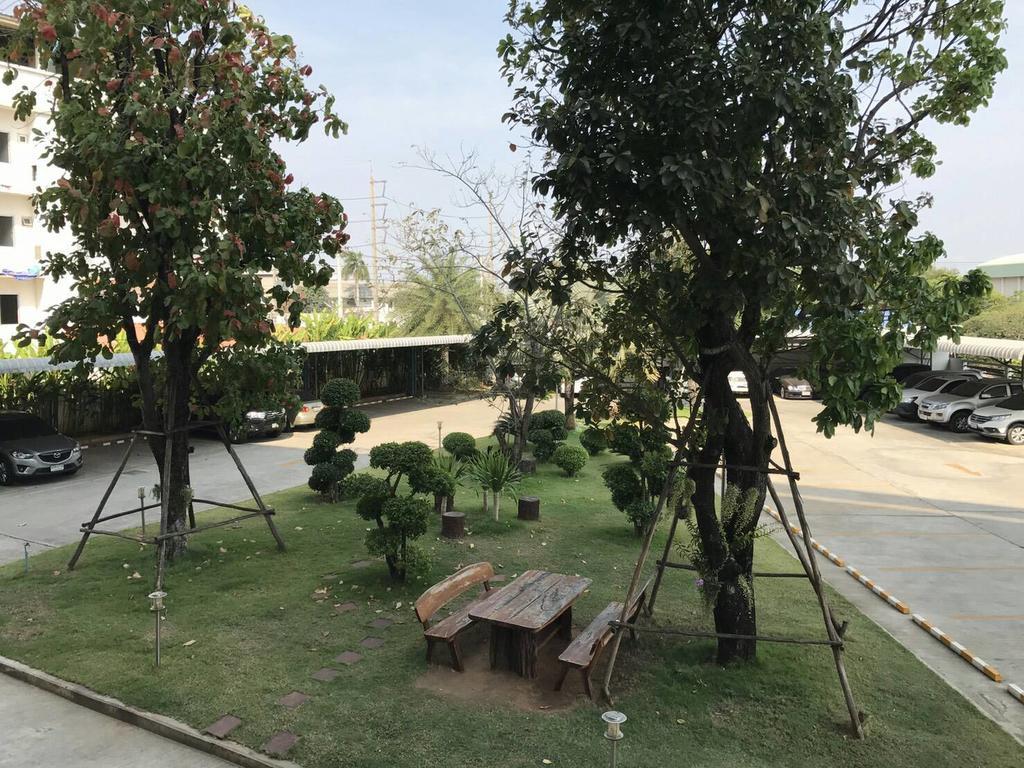 Taweesuk Residence Samut Sakhon 외부 사진